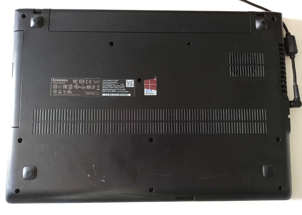 laptop notebook Lenovo 15,6" LED Windows 8,1 Intel Core 4 GB zasilacz