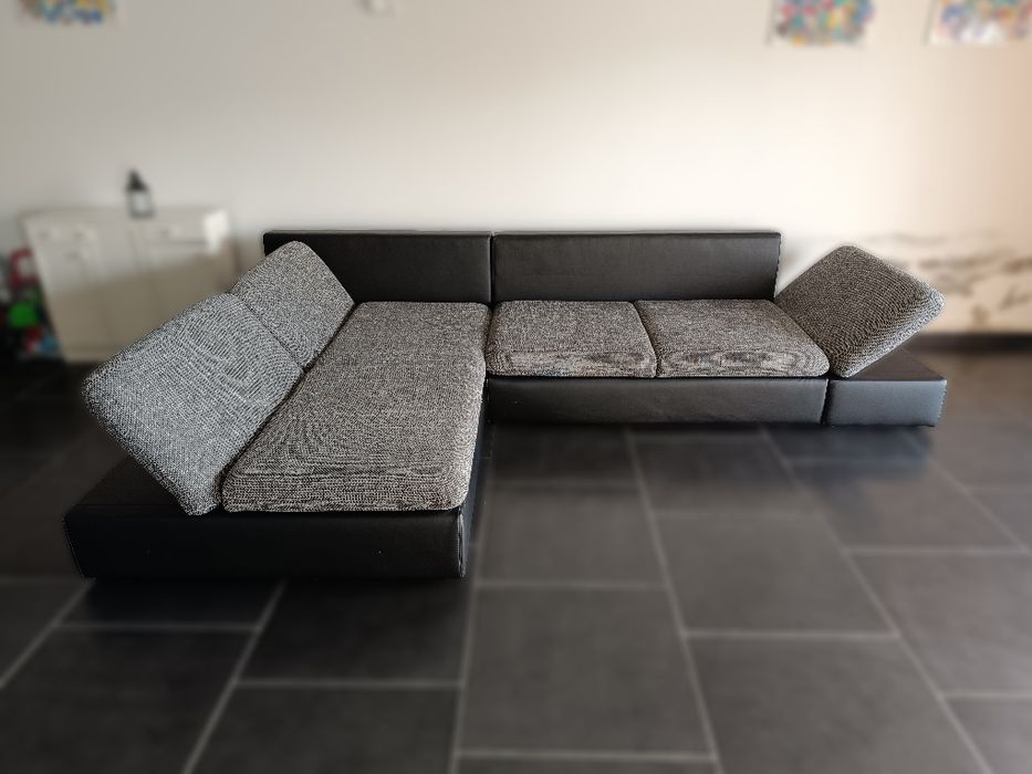 Sofá grande com Chaiselongue em excelente estado