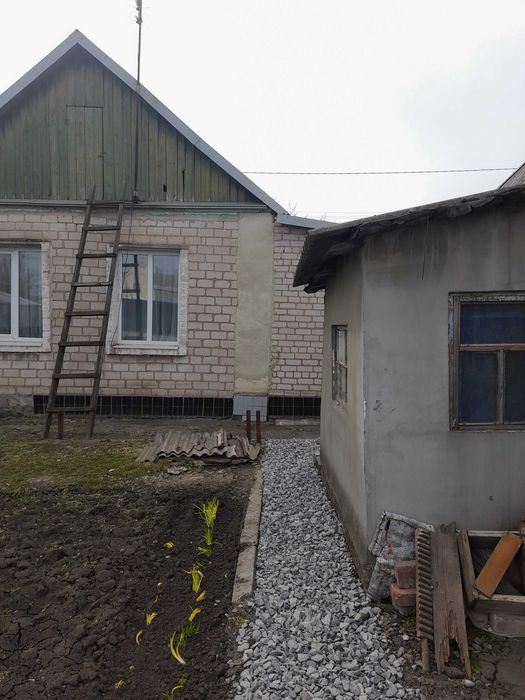 Продам будинок на Дружбі