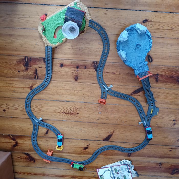 Thomas & friends Track Master 2 zestawy  wirujące tornado i klif