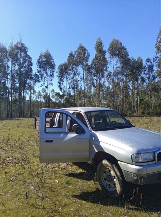 Vendo Mazda b2500