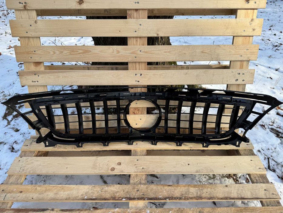 Grill Atrapa Mercedes W218 CLS-Class 11-14 Styl GT BLACK