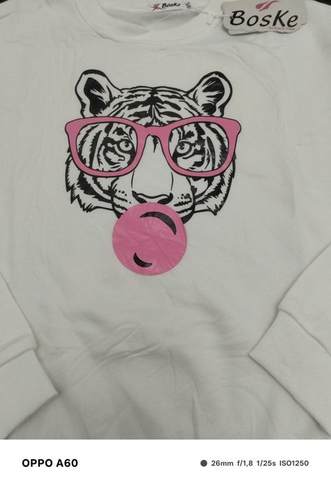 Camisola branca tigre