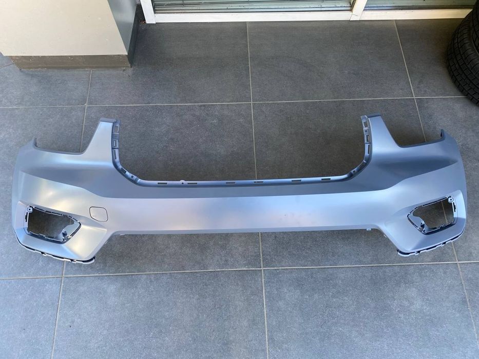 Бампер передній Volvo XC 40 2018 2019 2020 2021 2022