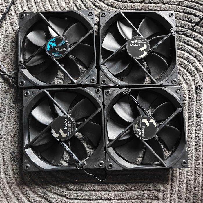 Zestaw 3x Fractal Design Dynamic X2 GP-14 140mm + Dynamic X2 GP-14 PWM