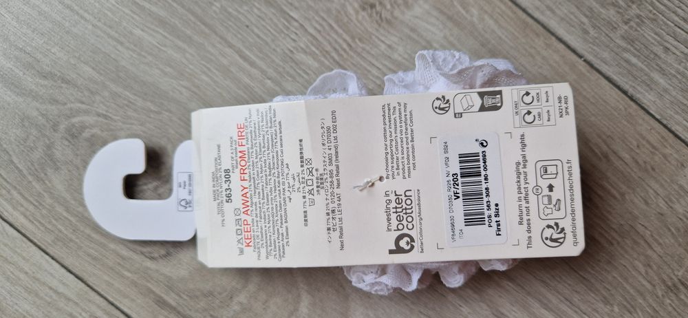 Next białe skarpetki z falbanką koronką noworodek first size