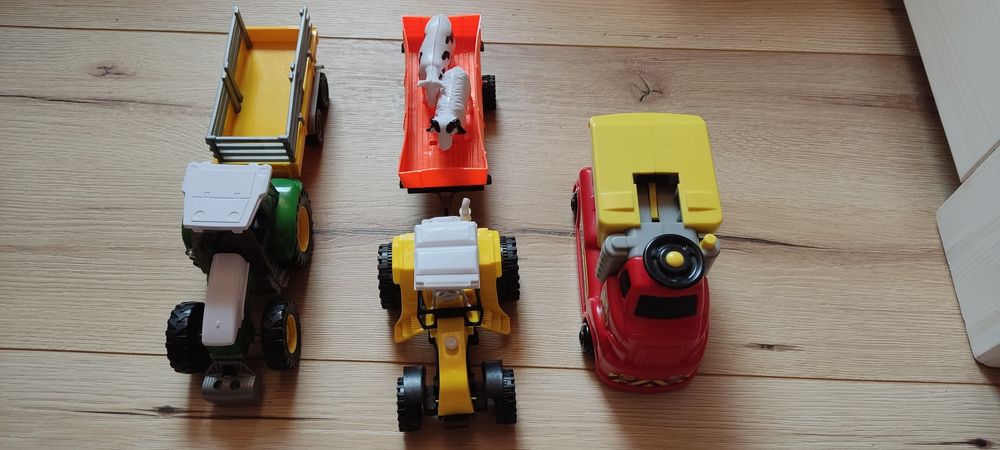 Traktory, przyczepy,straż pożarna