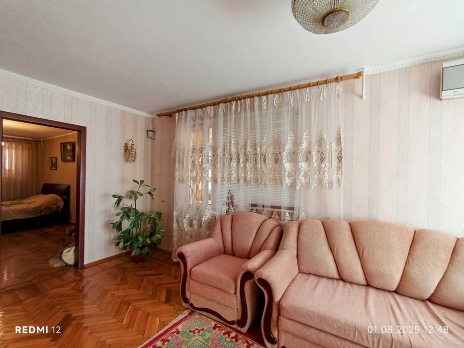 Продаю 3х кімнатну крупногабаритну пл .Перемоги