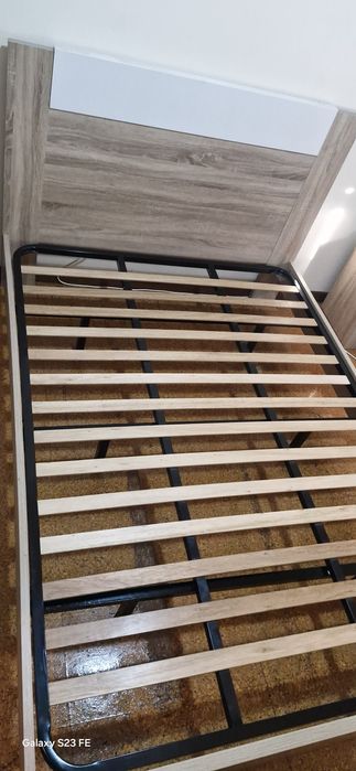 Estrato e base de cama de casal