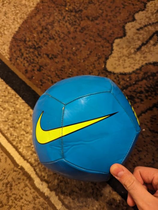 Piłka Nike pitch training