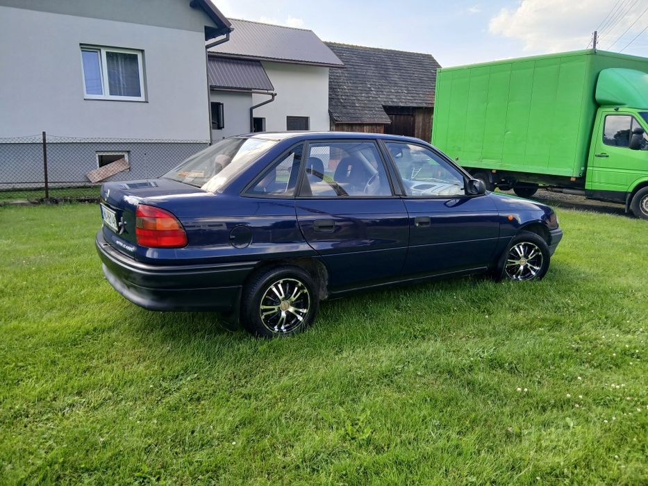 Sprzedam Opel Astra 1.4 benzyna