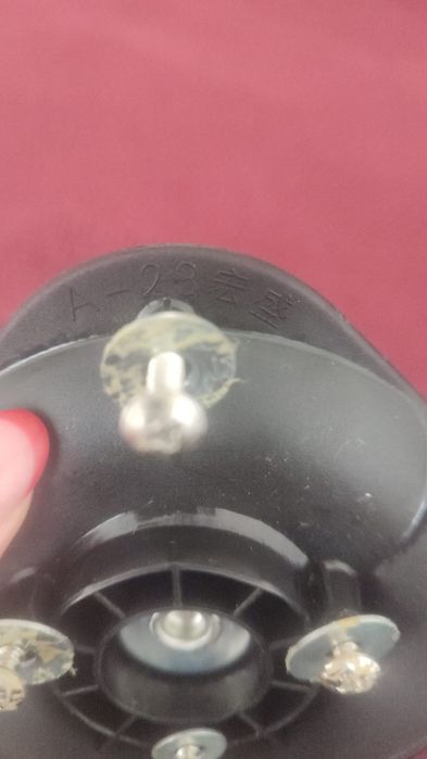 Kółko do walizki A-23