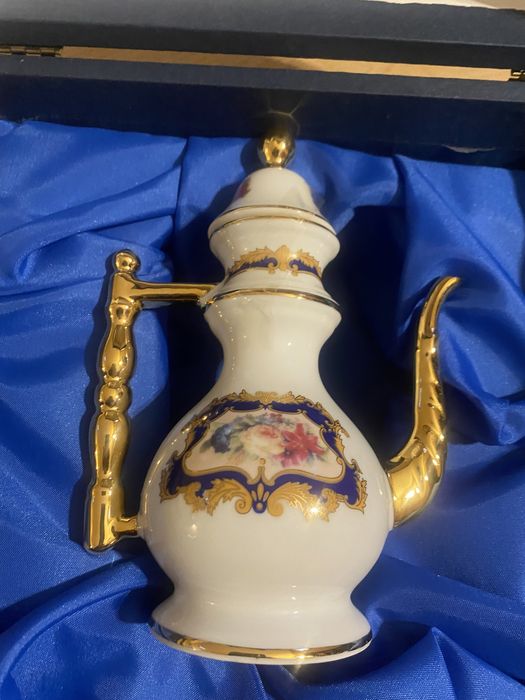 Prato e bule pequeno Limoges