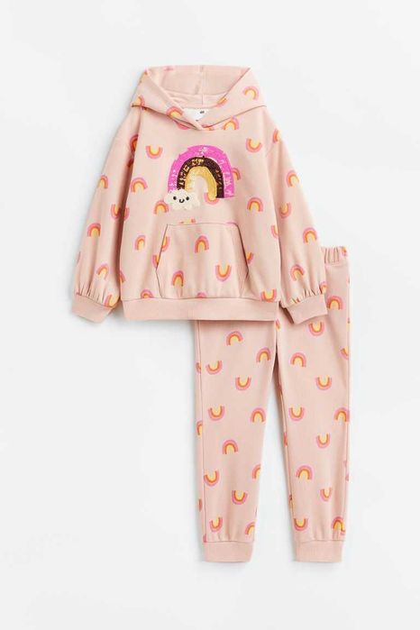 Спортивний костюм H&M 6/7, 7/8, 8/9 р спортивный. не утеплений