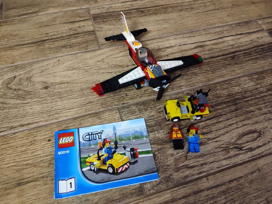 LEGO 60019 City - Samolot kaskaderski
