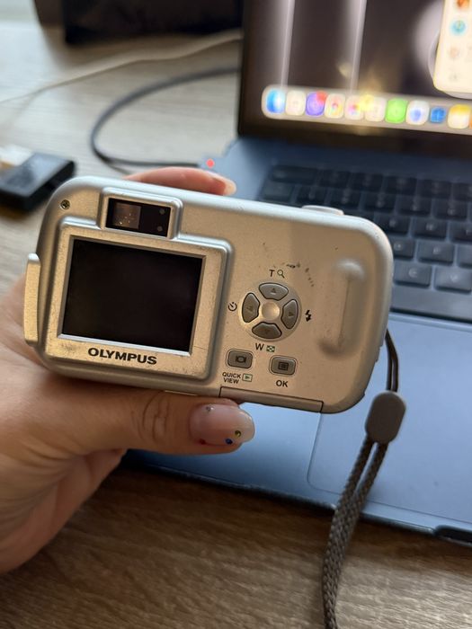 Olympus Camedia C-150