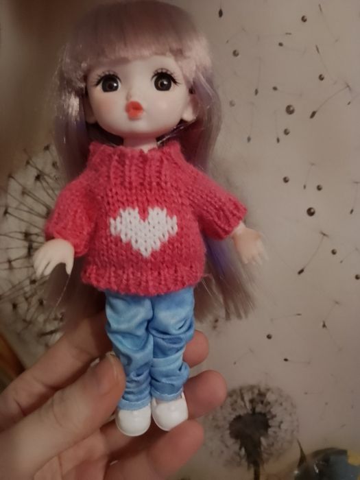 Nowa laleczka 17 cm ruchome stawy plus ubranka