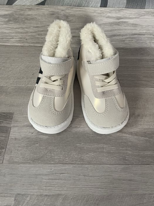 Ботіночки дитячі