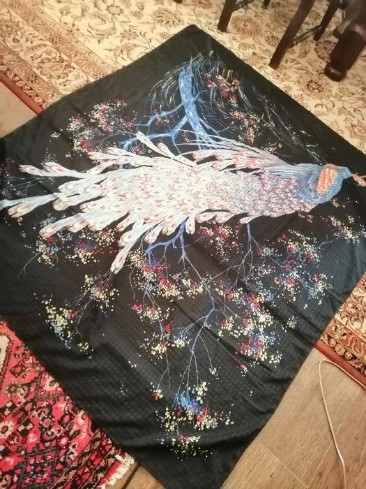 Duża chusta plażowa.