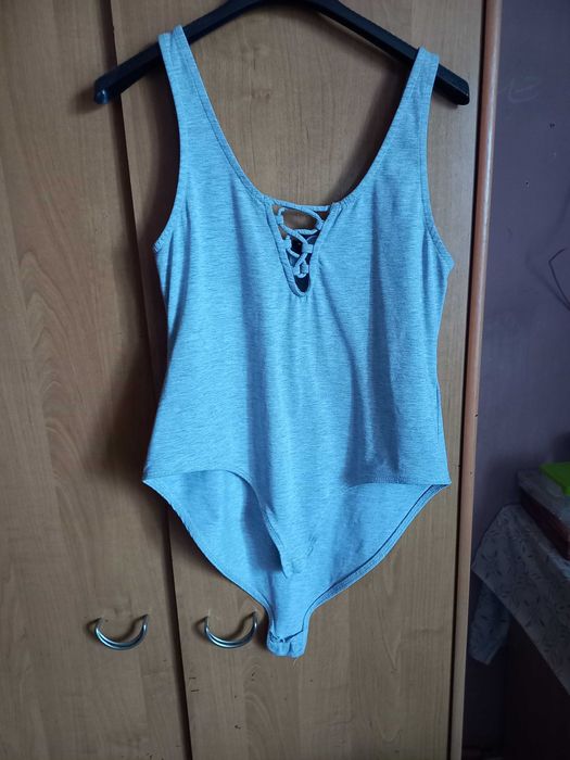 sprzedam body damskie