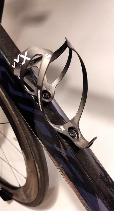 Karbonowy koszyk na bidon Bontrager XXX ultralekki wytrzymały 17g Nowy