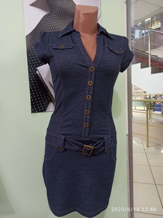 Жіноча сукня, бренду Guess(хс)