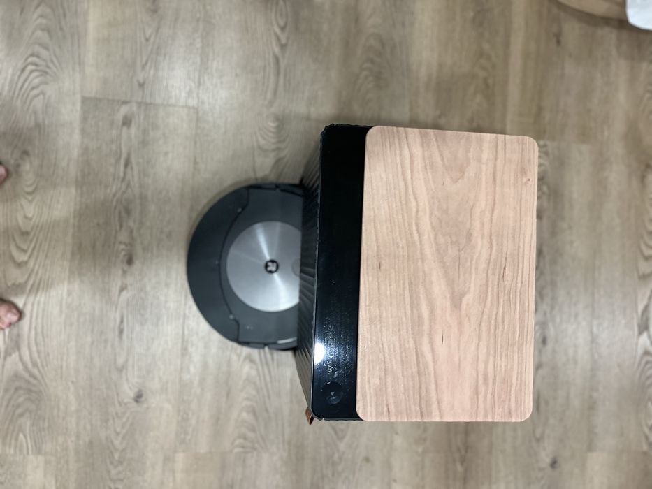 iRobot Roomba j7 + Clean Base – Garantia 6 anos