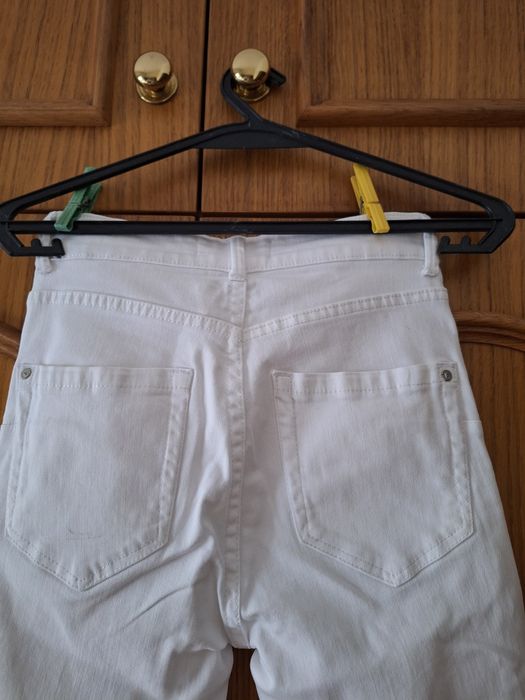 Calça de Ganga Branca T: 32 Mango Noa