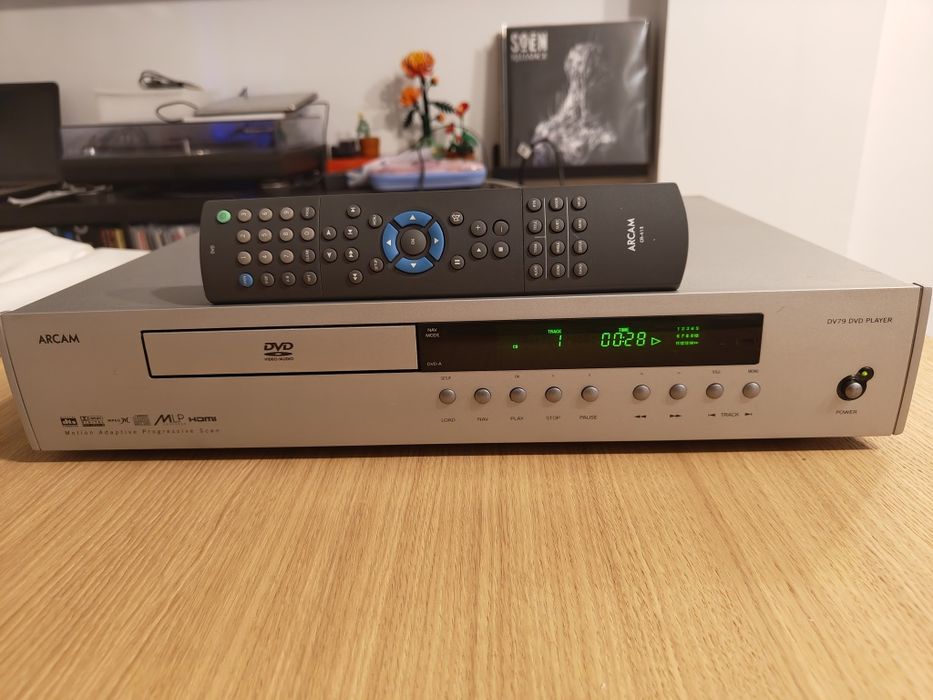 Leitor High-End de  CD e DVD Arcam Diva DV79