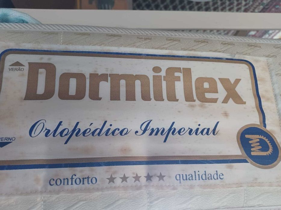 Cama em Ferro -  1,80 x 1,30 - com estrado + colchão ortopédico