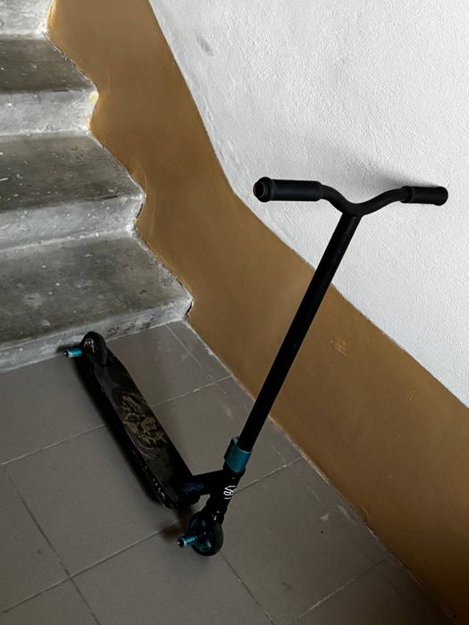 Трюковой самокат best scooter