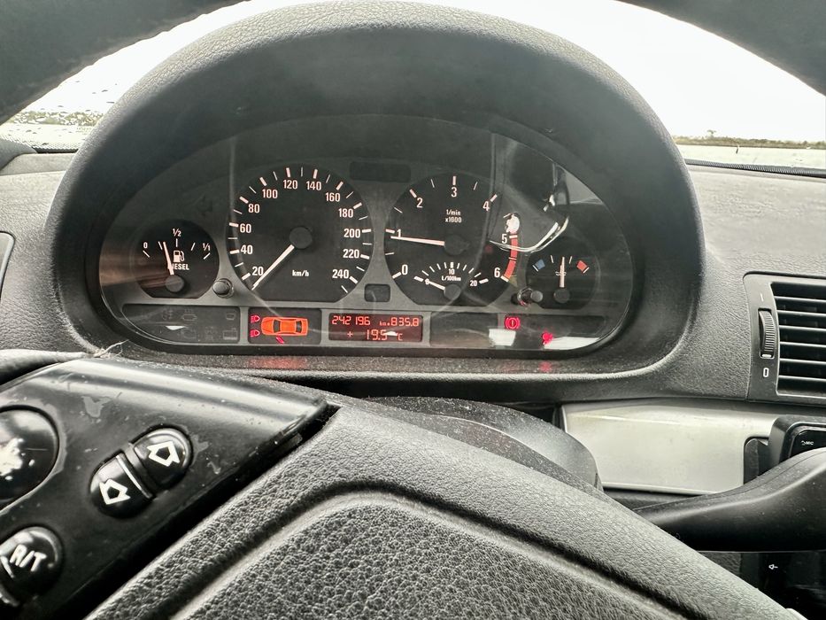 BMW 320d (e46) - 98
