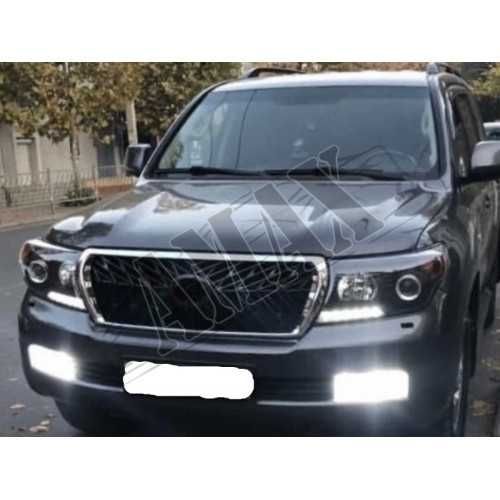 Решетка радиатора Toyota Land Cruiser 200 (2012-2015) стиль TRD