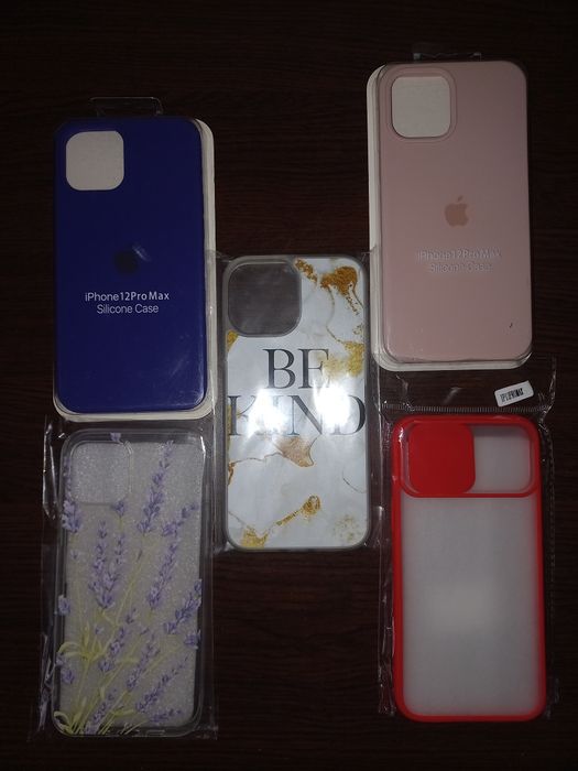 Срочно продам новые чехлы на iPhone 12 Pro Max
