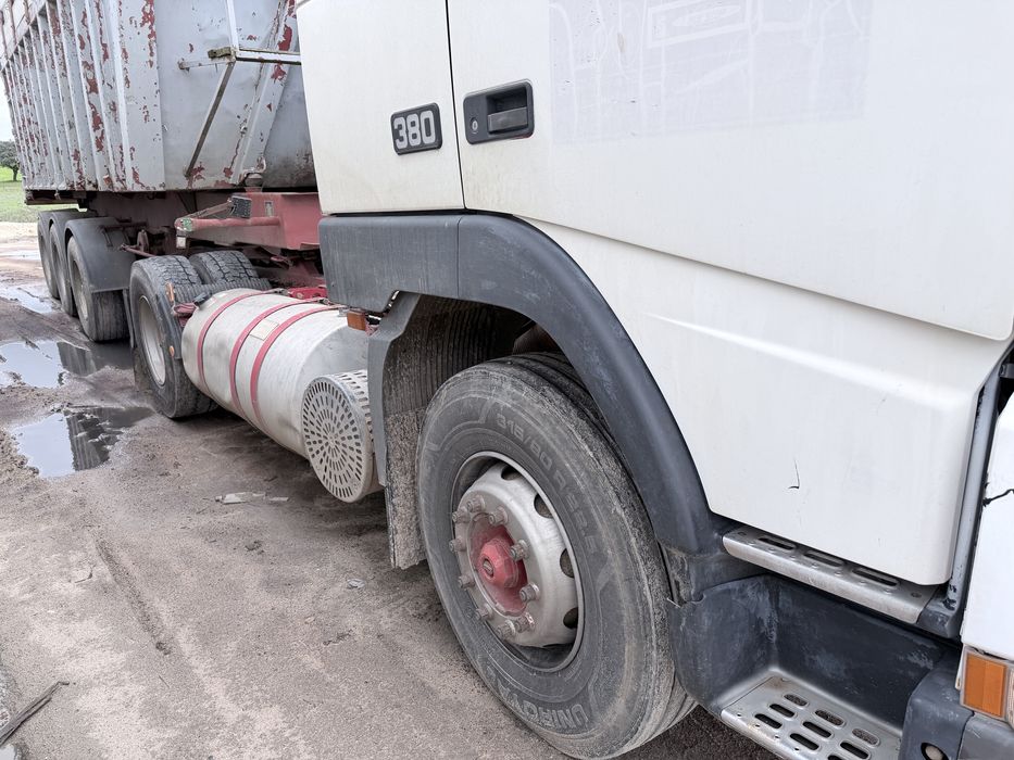 VOLVO FH 12 KIT IDRALICO ( reservado )