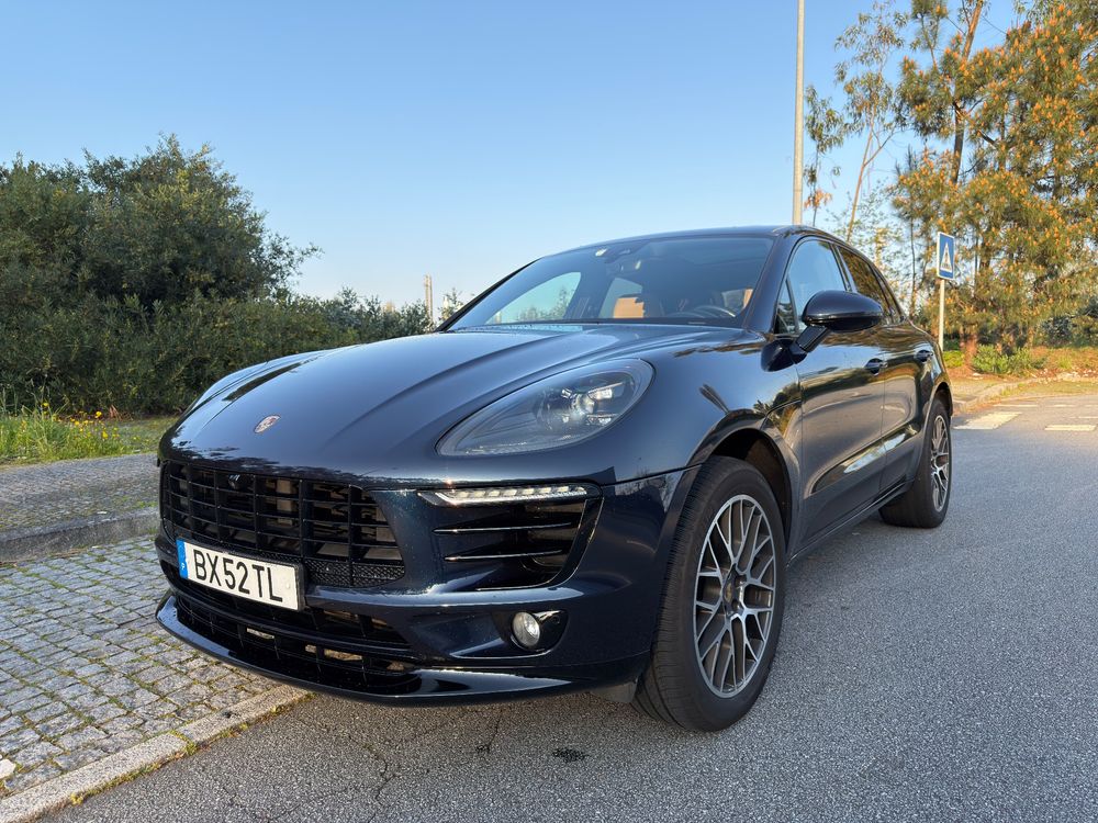 Porsche Macan Standard