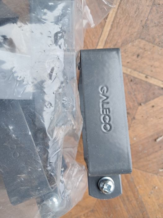 Sprzedam obejmę rury spustowe 80x80 Galeco.