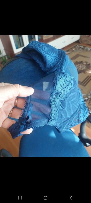 Бюстгальтер синього кольору обмін 90Д