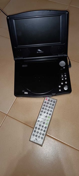 Dvd portatil como novo