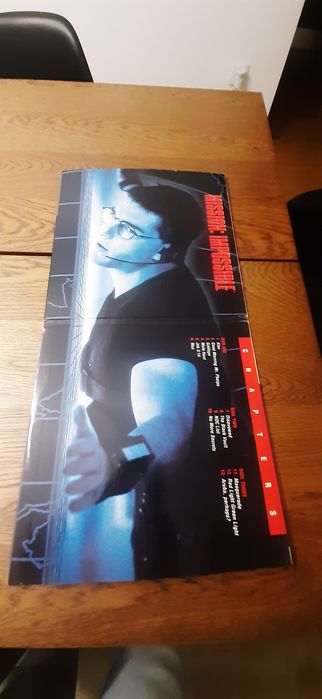 Vendo varios CD  de filmes!! CD em formato  especial? Cinema)