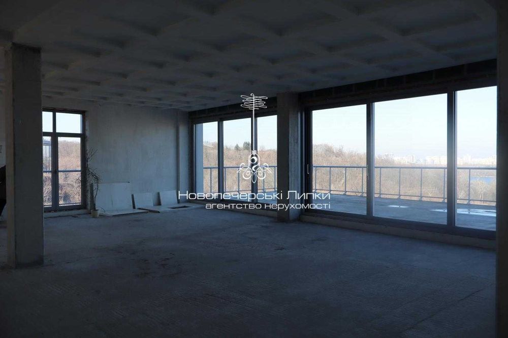 Продаж унікального пентхаусу без рем. вул. Ломаківська  508м2 Печерськ