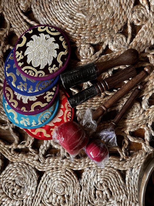 Misy tybetańskie słoneczne, 7 mis, zestaw 9 kg