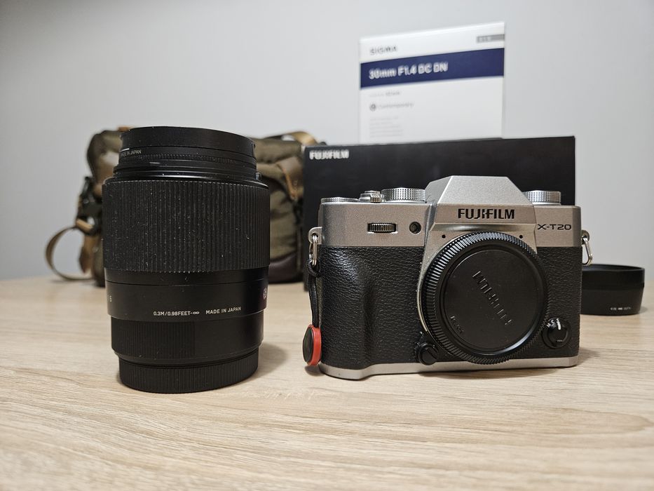 Fujifilm x-t20 stan idealny + dodatki