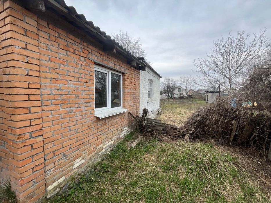 Частина будинку Тараща