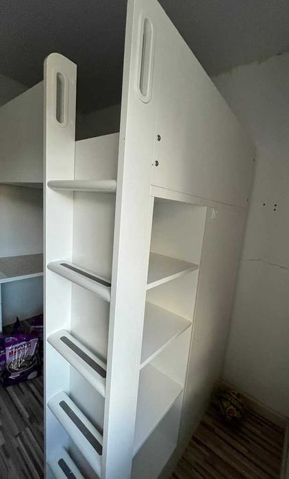Łóżko na antresoli SMASTAD Ikea, Białe piętrowe