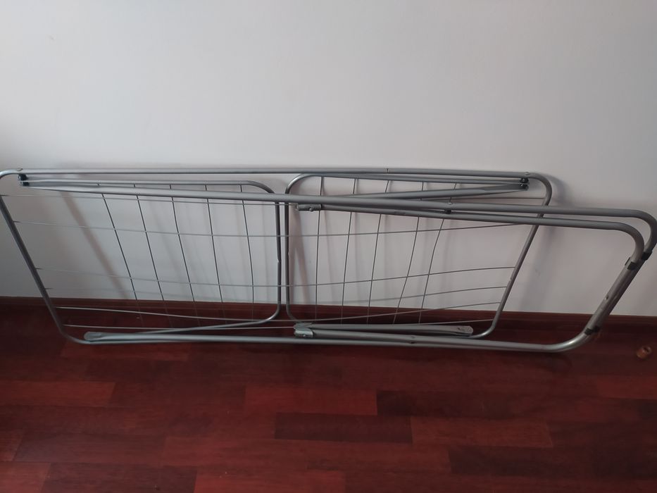 Estendal/ Varão de chão