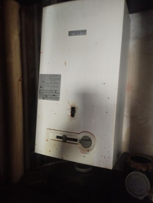 Продам 2 газовых колонки бош и юнкерс