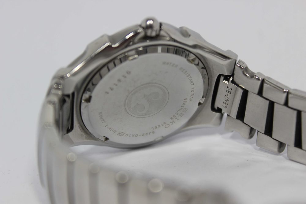 Relógio Seiko 5J22-0A10