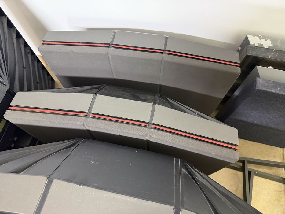 8 colunas Bang & Olufsen