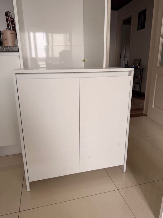 Móvel aparador 2 portas